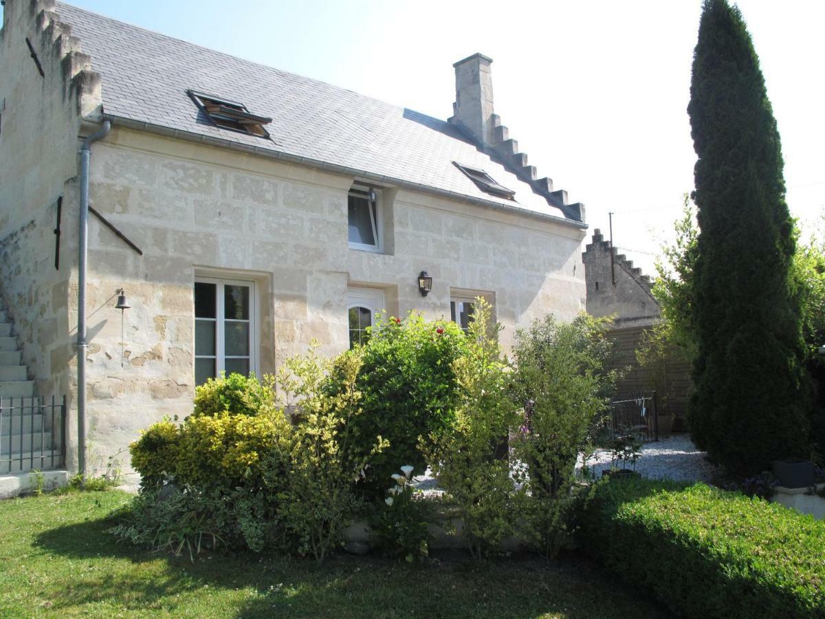 La Maison Des Chiens Rouges Berneuil-sur-Aisne ภายนอก รูปภาพ